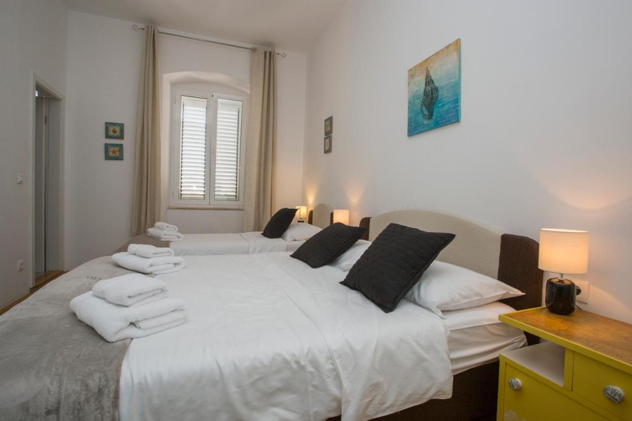 Town Place Apartment Спліт Екстер'єр фото