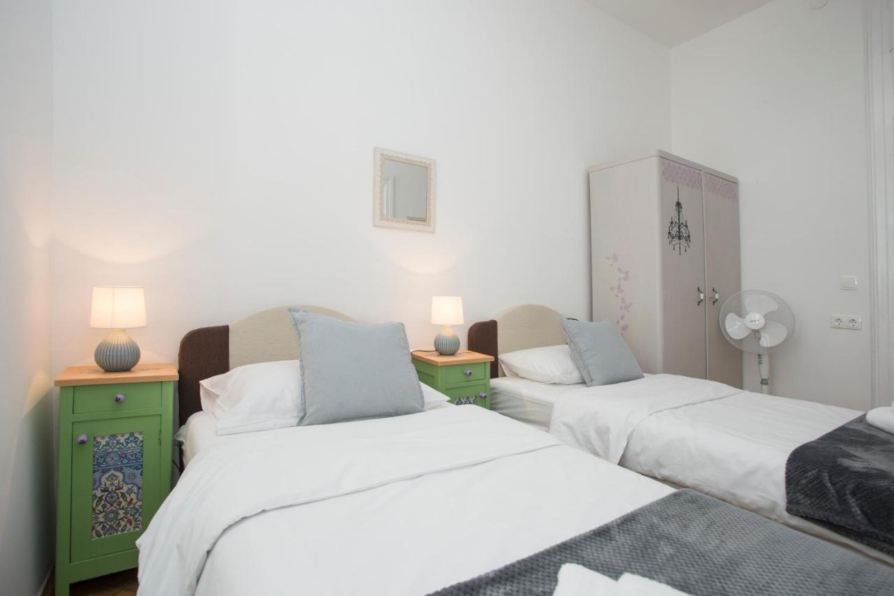Town Place Apartment Спліт Екстер'єр фото